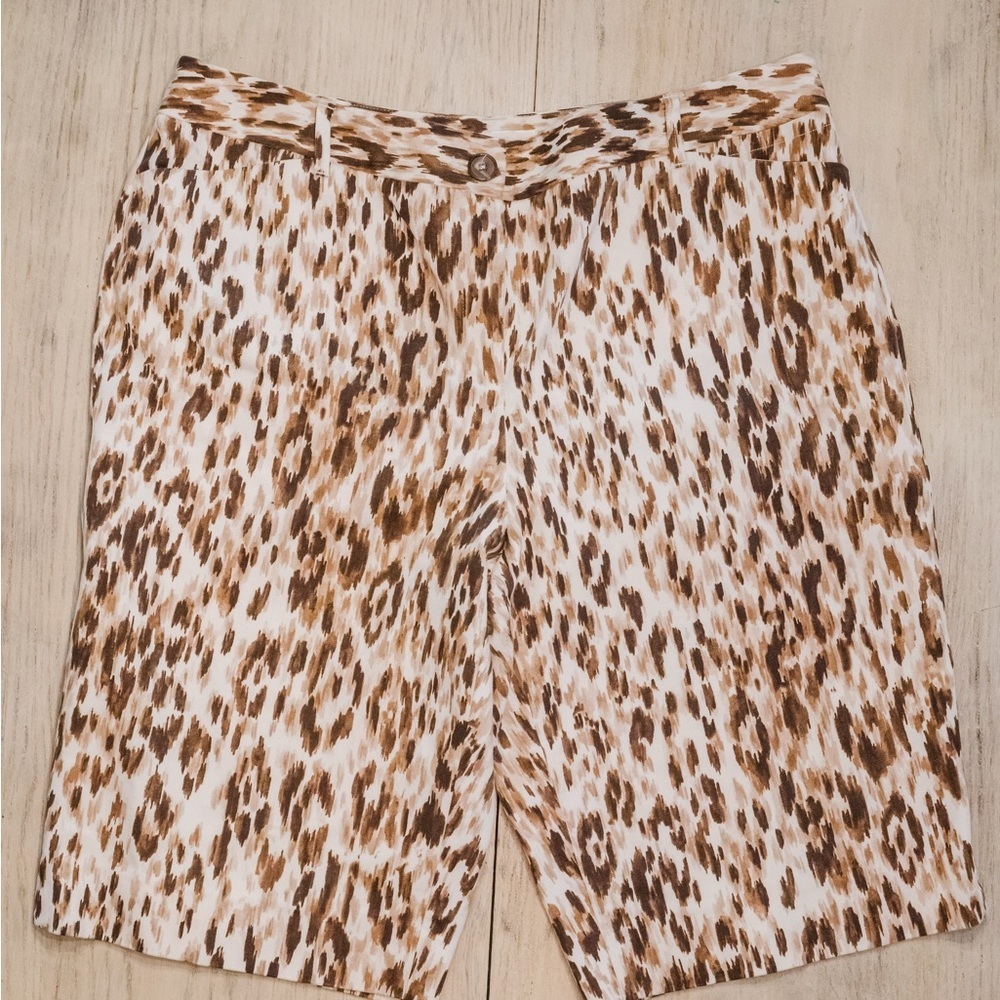 Chico's Brown and Cream Patterned Shorts